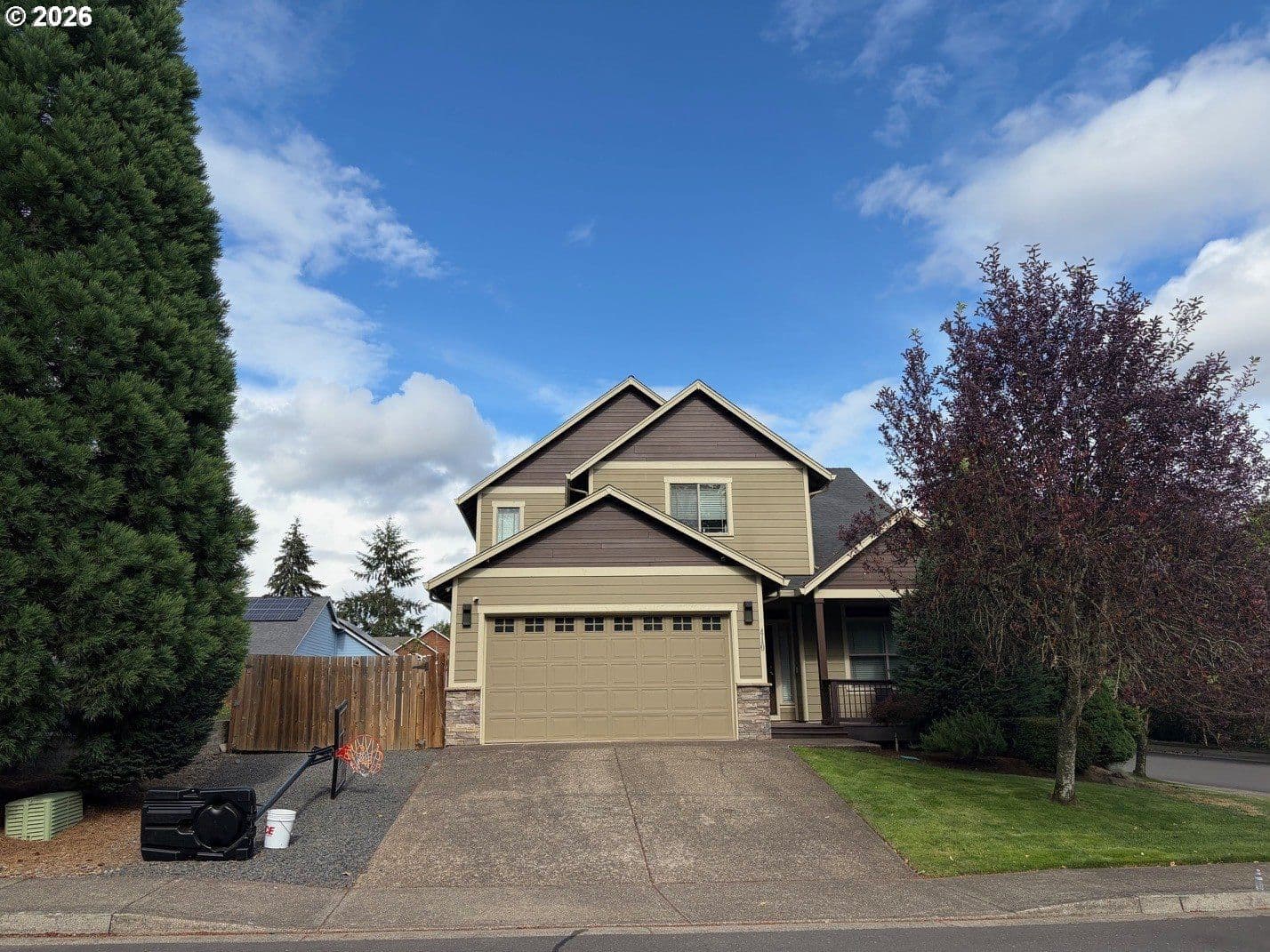 Listing photo 1 of 6