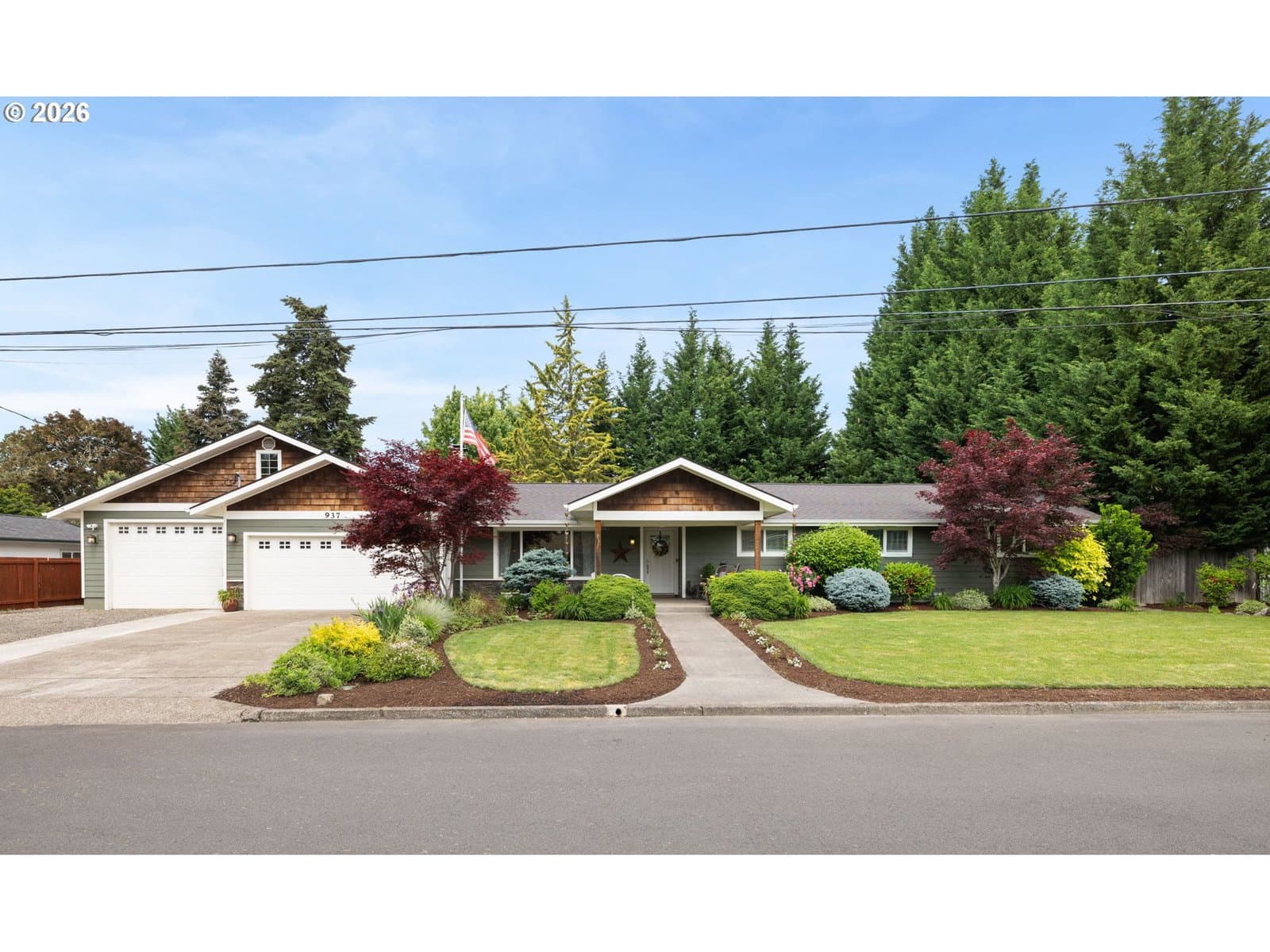 Primary listing photo, 937 NE Queens LN, Hillsboro, OR, 97124