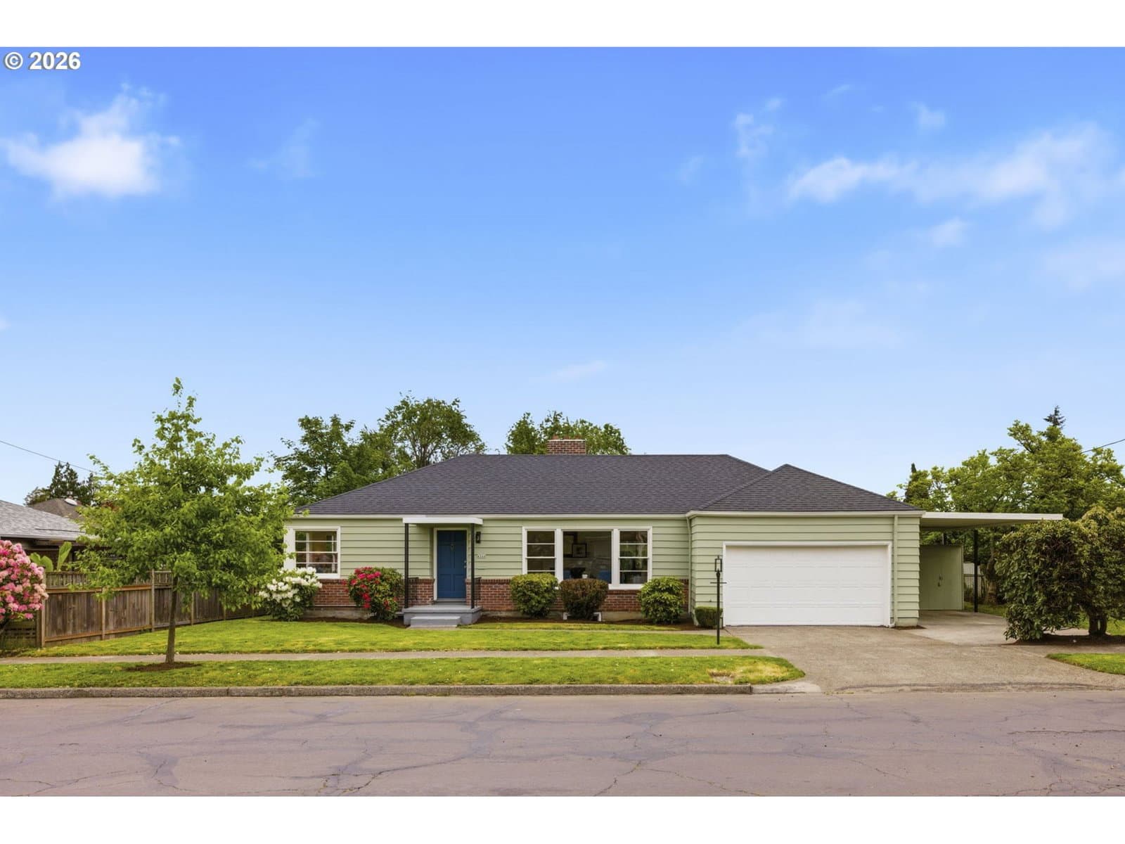 Primary listing photo, 4944 NE 37TH AVE, Portland, OR, 97211