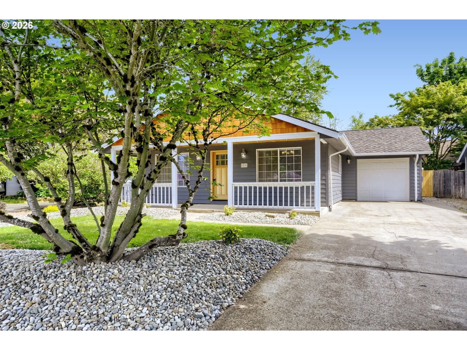 Primary listing photo, 218 SW 11TH ST, Dundee, OR, 97115