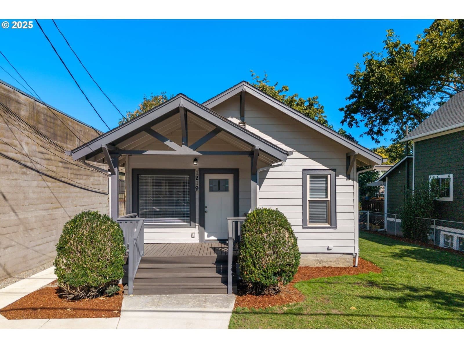 Primary listing photo, 1219 SE RHINE ST, Portland, OR, 97202