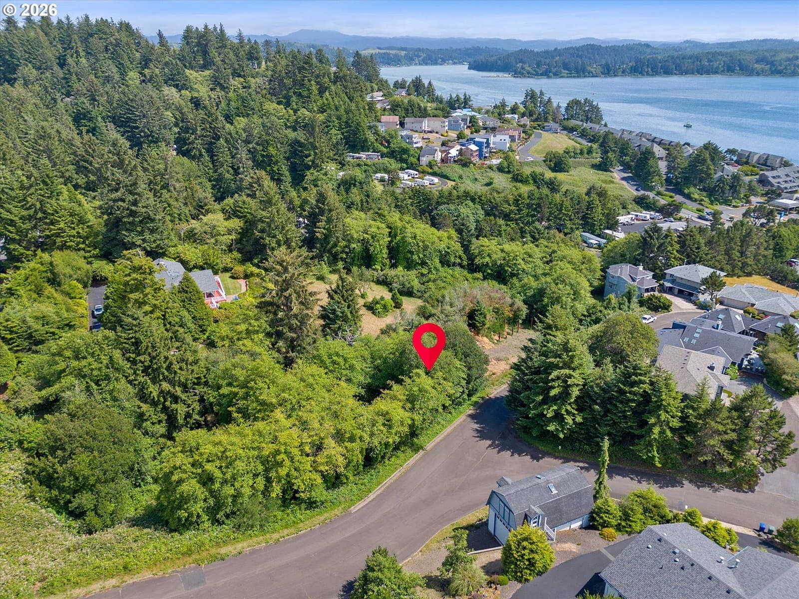 Listing photo 1 of 6