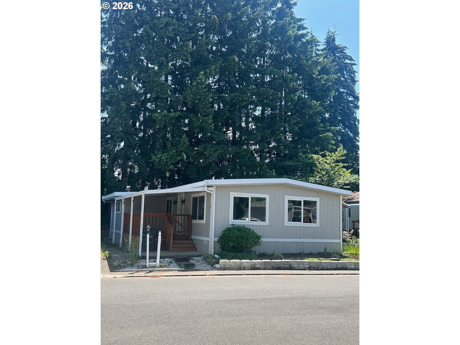 Listing photo 1 of 1