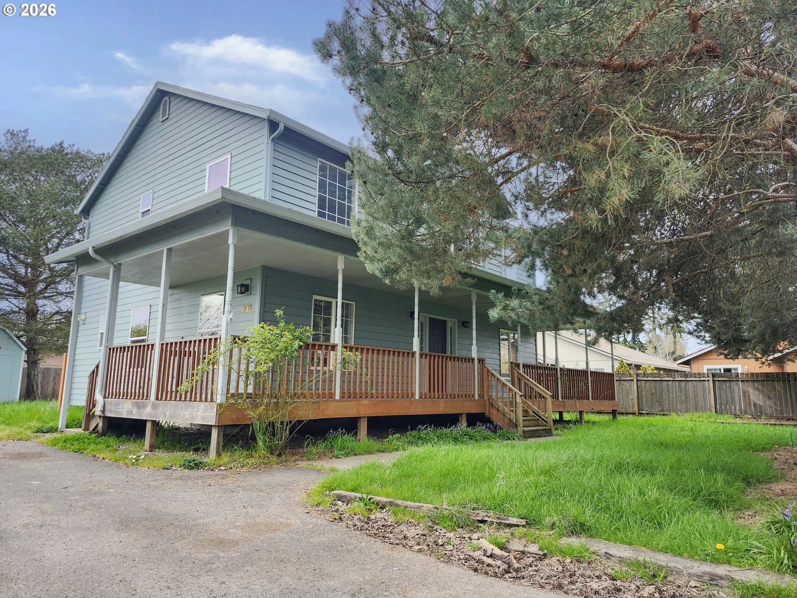 Listing photo 1 of 6