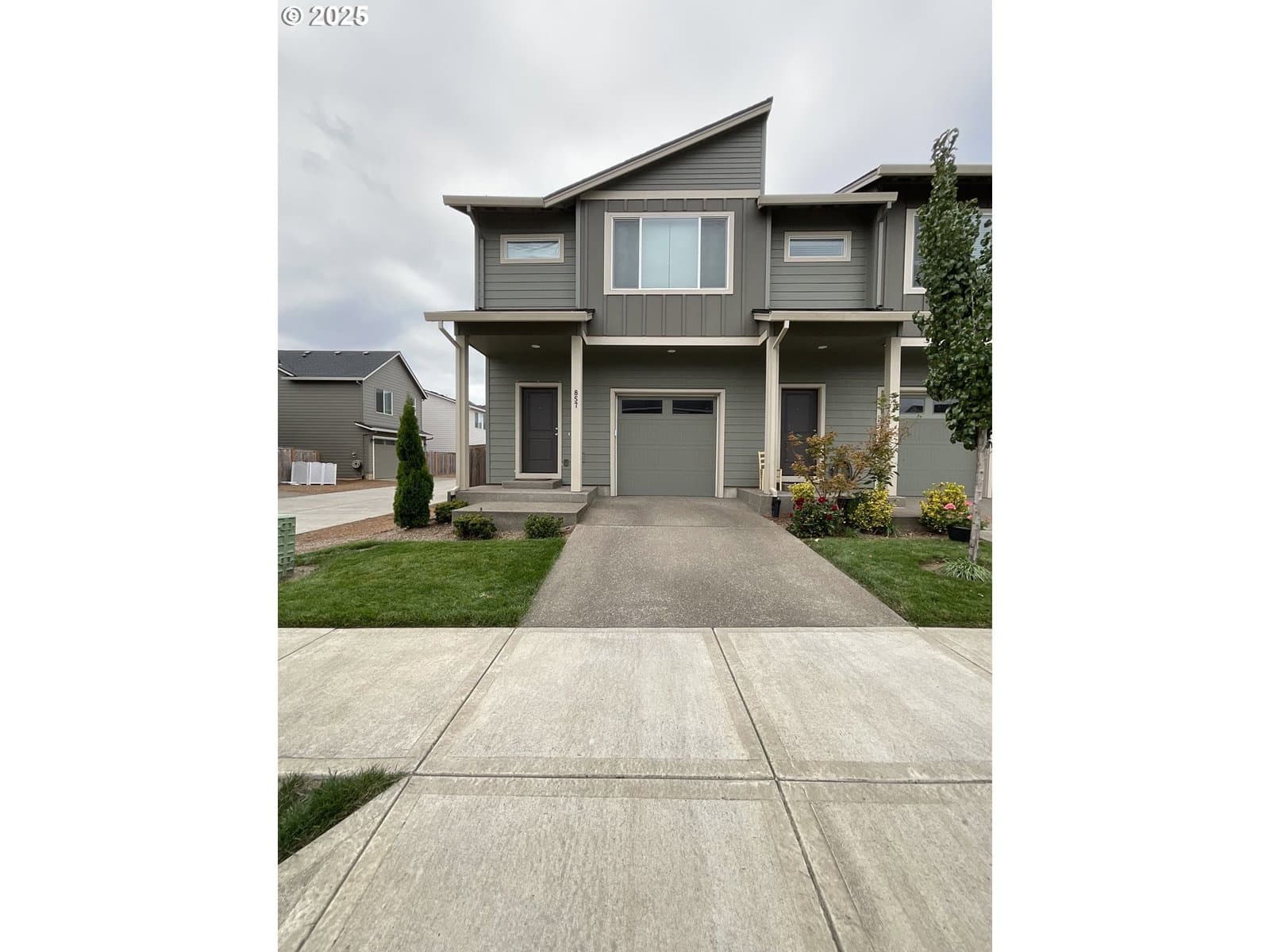 Primary listing photo, 857 S 25TH AVE, Cornelius, OR, 97113