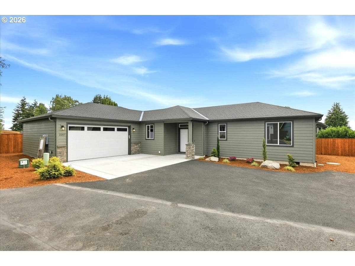 Primary listing photo, 2207 NW 69TH ST, Vancouver, WA, 98665