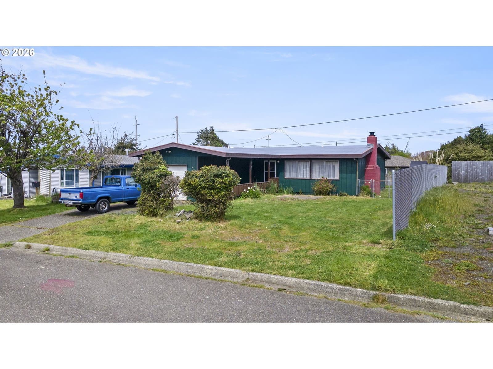 Primary listing photo, 1060 GARFIELD AVE, Coos Bay, OR, 97420