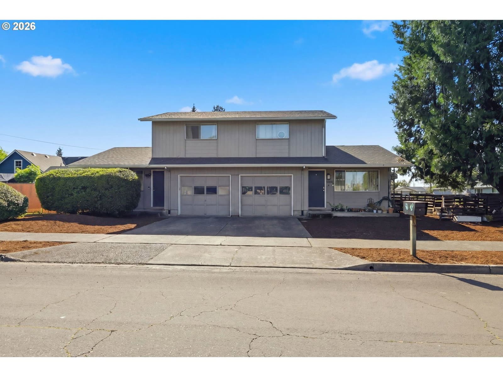 Listing photo 1 of 6