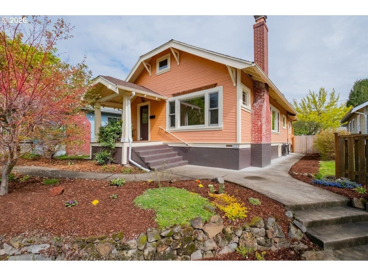 Primary listing photo, 1905 SE DIVISION ST, Portland, OR, 97202
