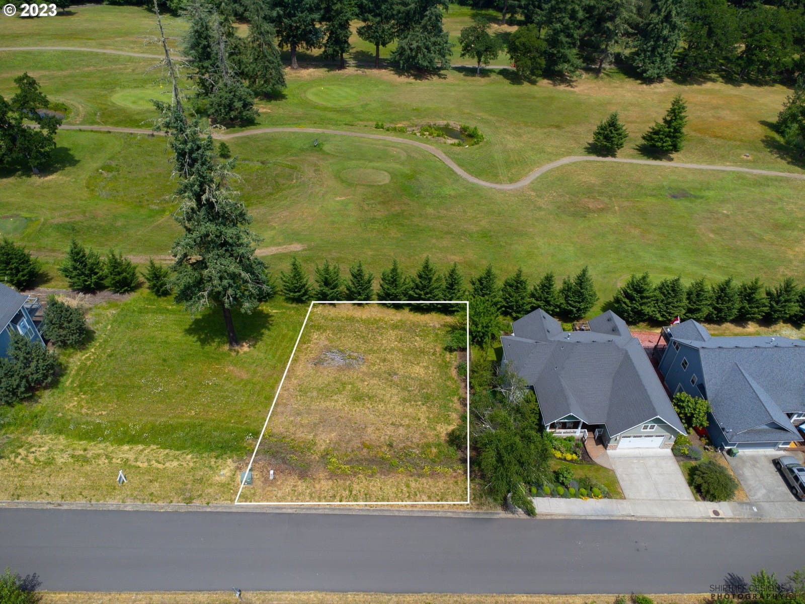 Listing photo 1 of 1