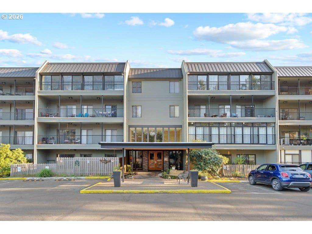 Primary listing photo, 45 EAGLE CREST DR #501, Lake Oswego, OR, 97035