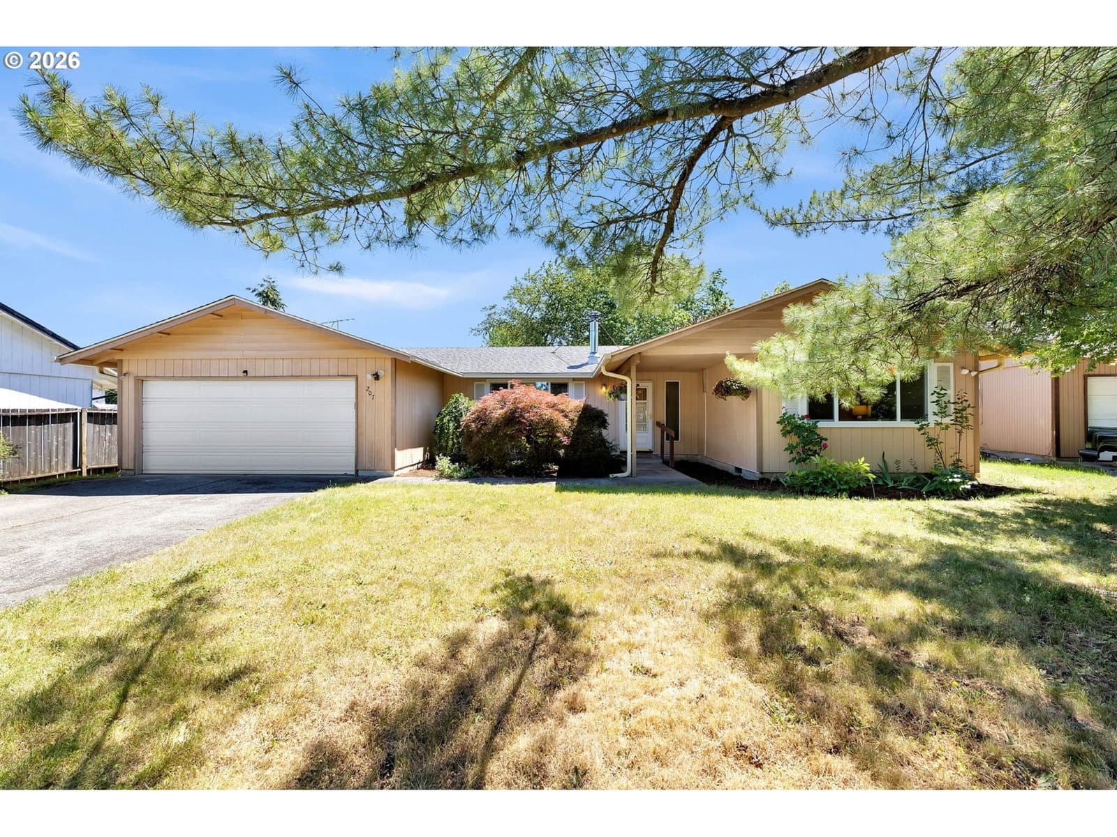 207 SE 150TH CT