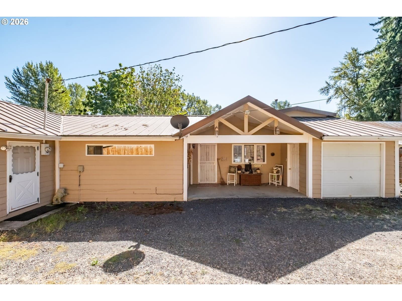 Primary listing photo, 1054 N RIVER DR, Sweet Home, OR, 97386