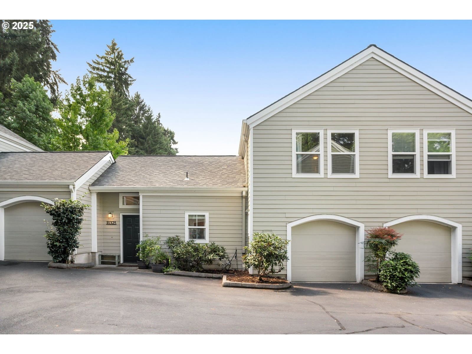 Primary listing photo, 11325 EUCALYPTUS PL, Portland, OR, 97223