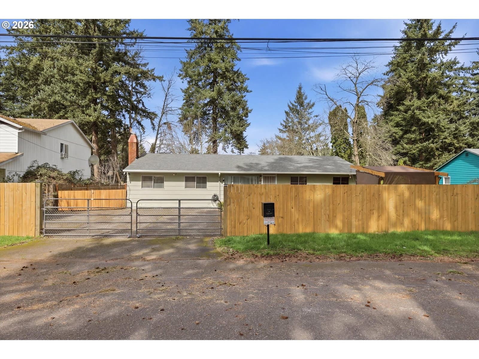 Primary listing photo, 12519 SE ELLIS ST, Portland, OR, 97236