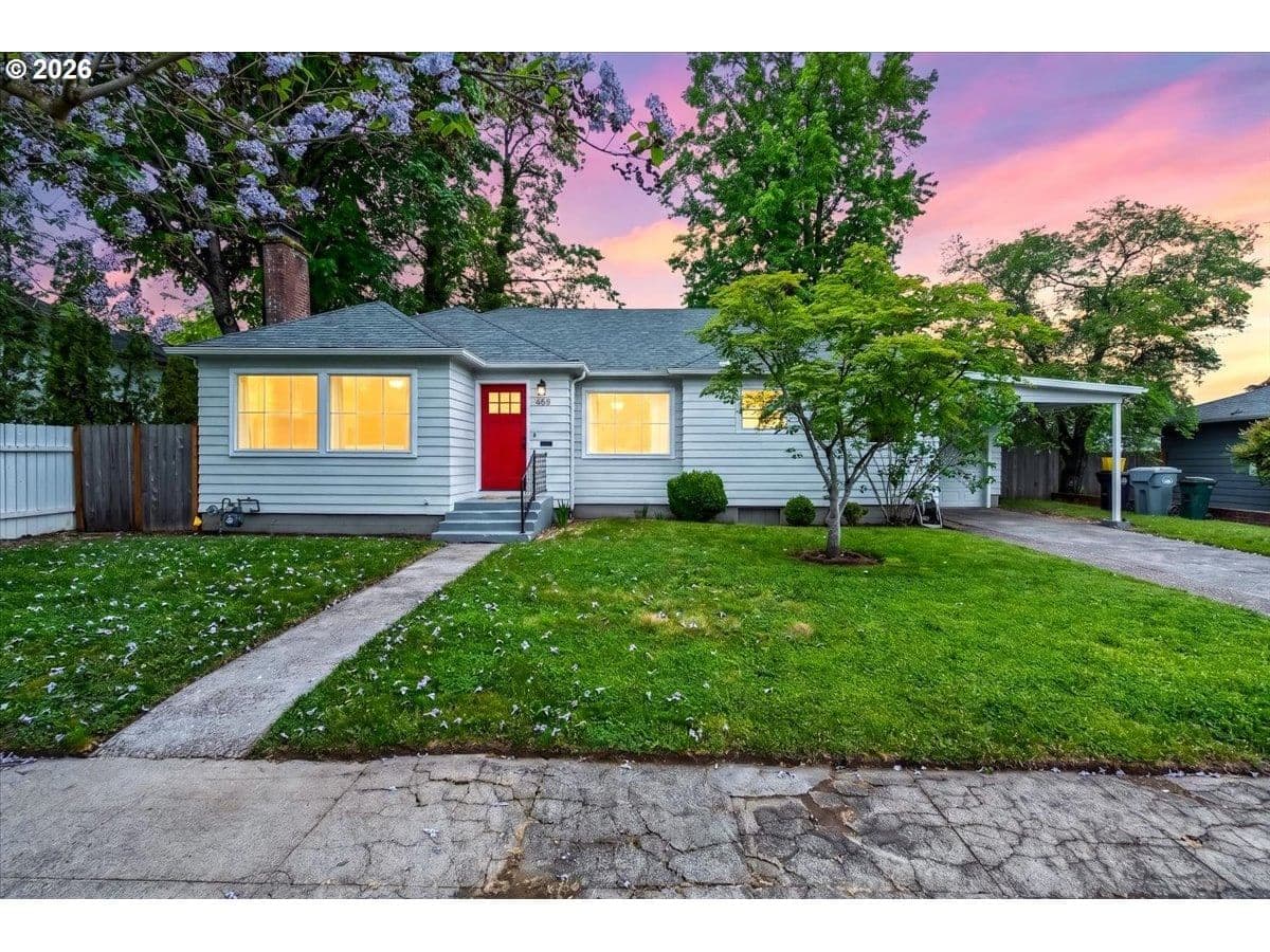 Listing photo 1 of 6