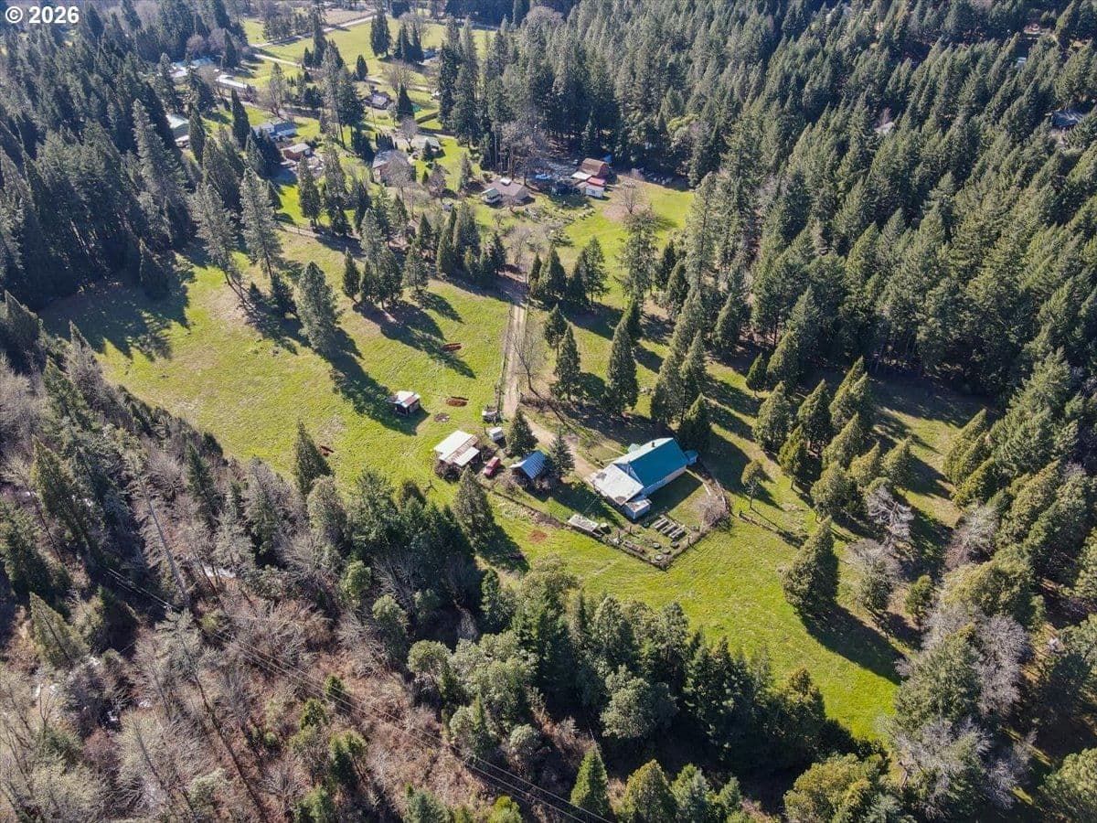 Primary listing photo, 331 HOBBS LN, Glendale, OR, 97442