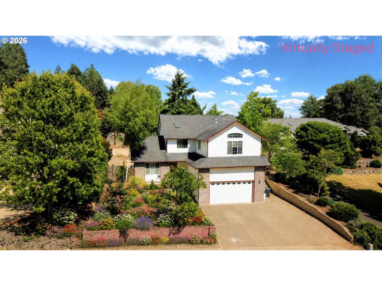 Listing photo 1 of 6