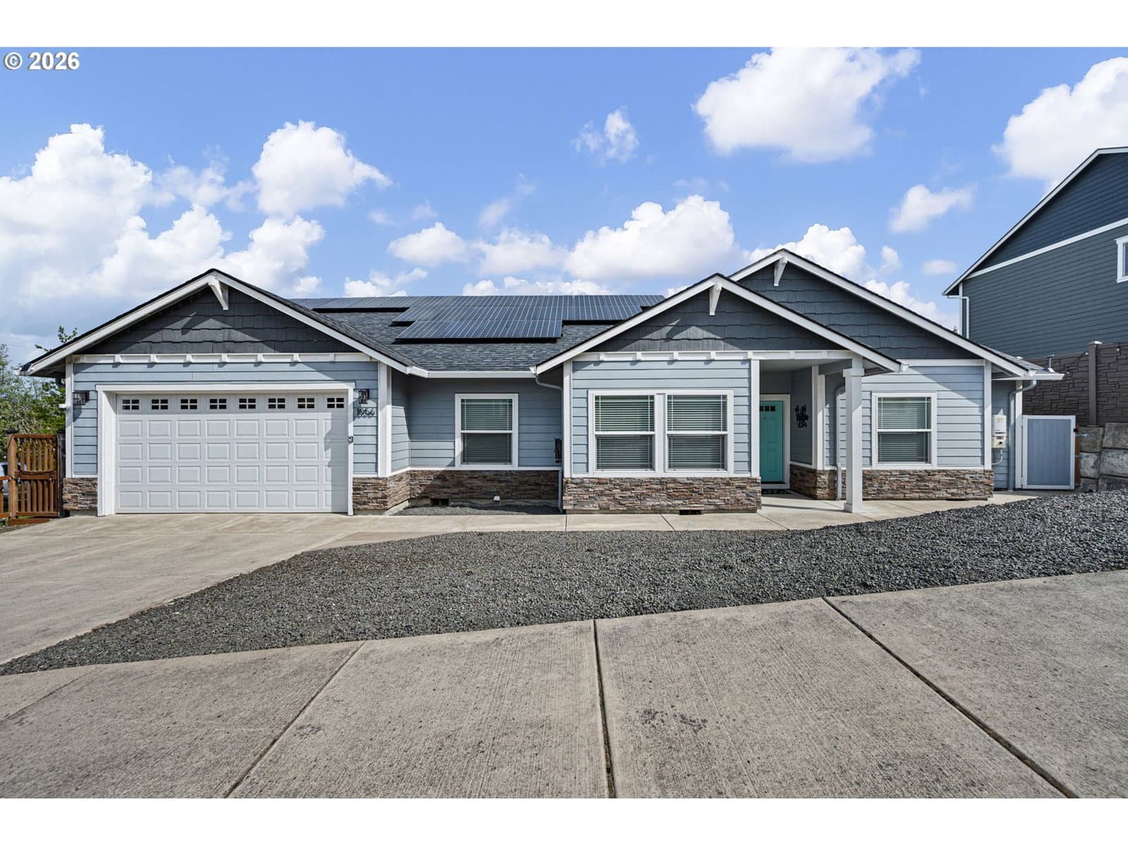 Listing photo 1 of 6