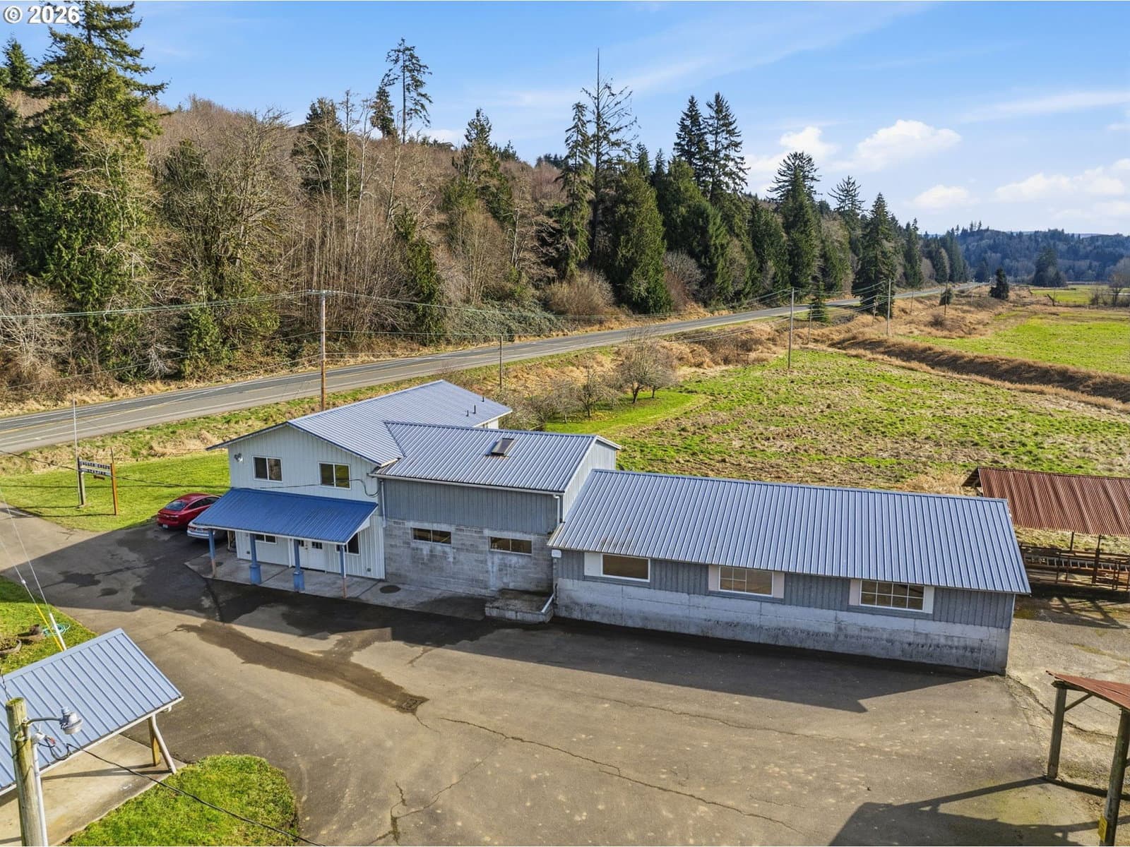 Primary listing photo, 957 W STATE ROUTE 4, Cathlamet, WA, 98612