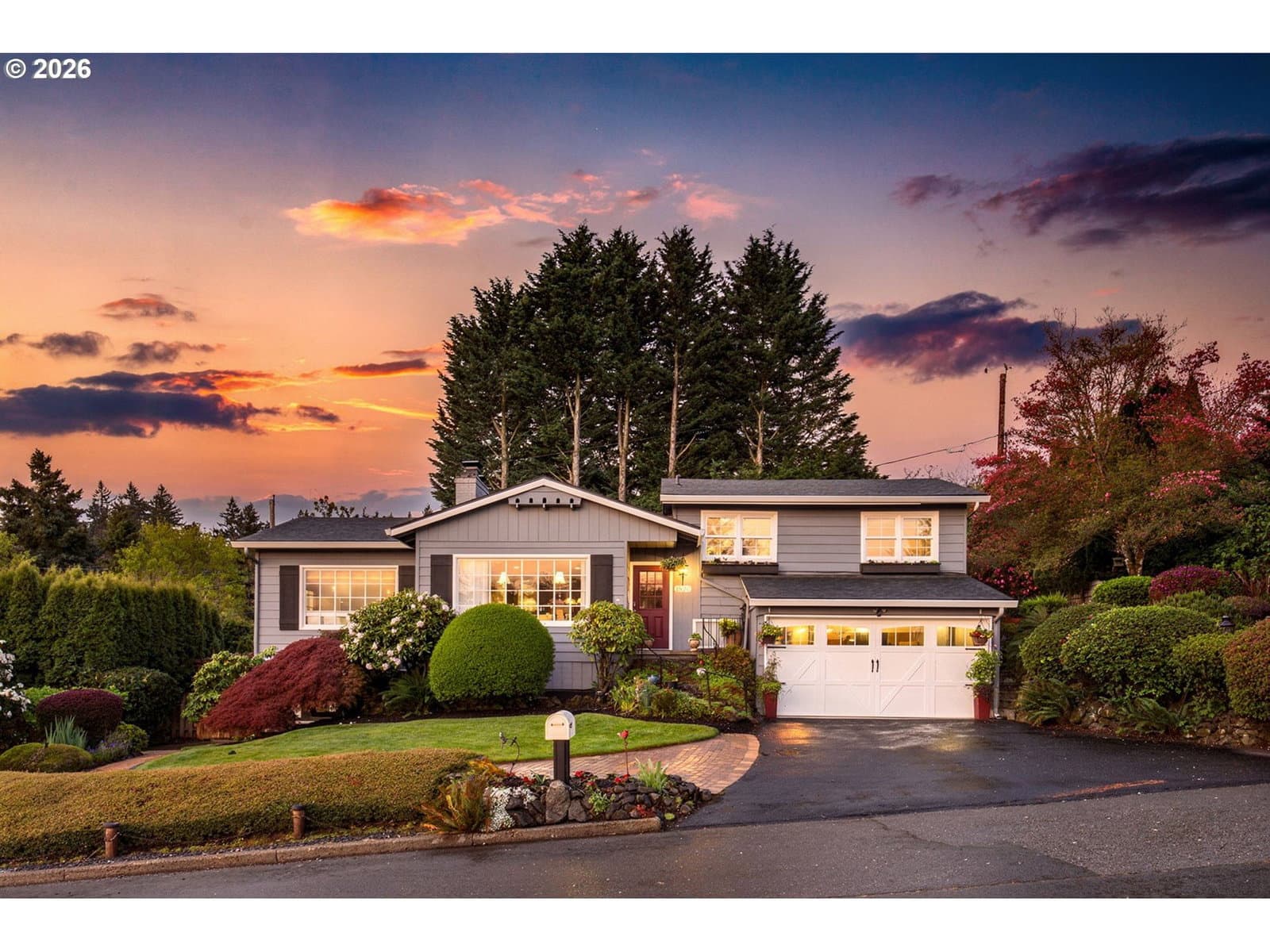 Primary listing photo, 1820 KILKENNY DR, Lake Oswego, OR, 97034