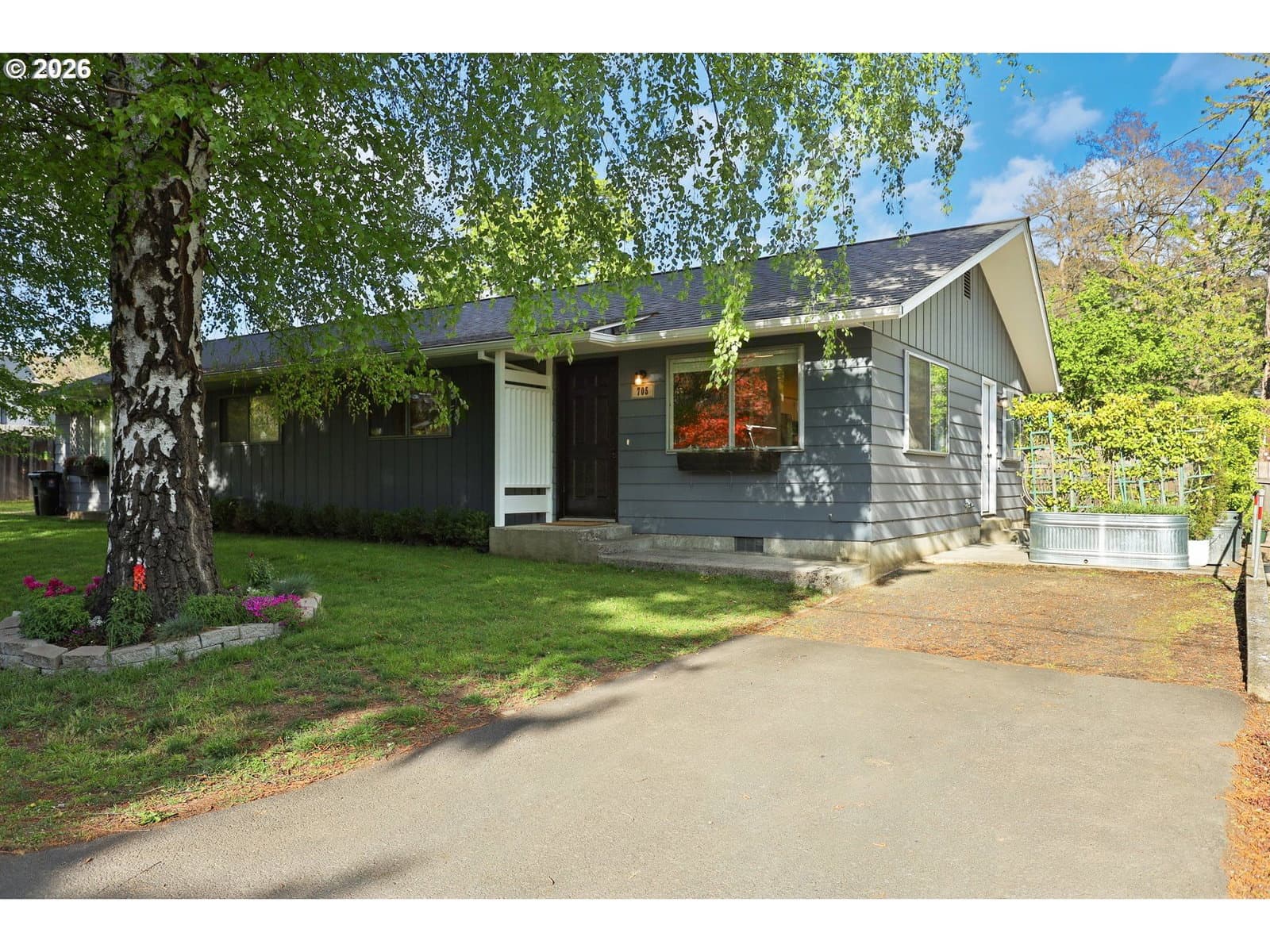 Primary listing photo, 705 NE CHURCH PL, White Salmon, WA, 98672