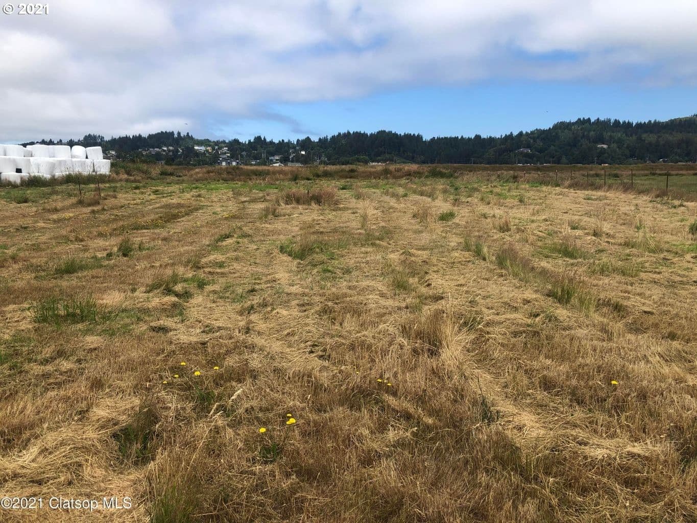 Primary listing photo, 92621 Wireless RD #PARC1, Astoria, OR, 97103