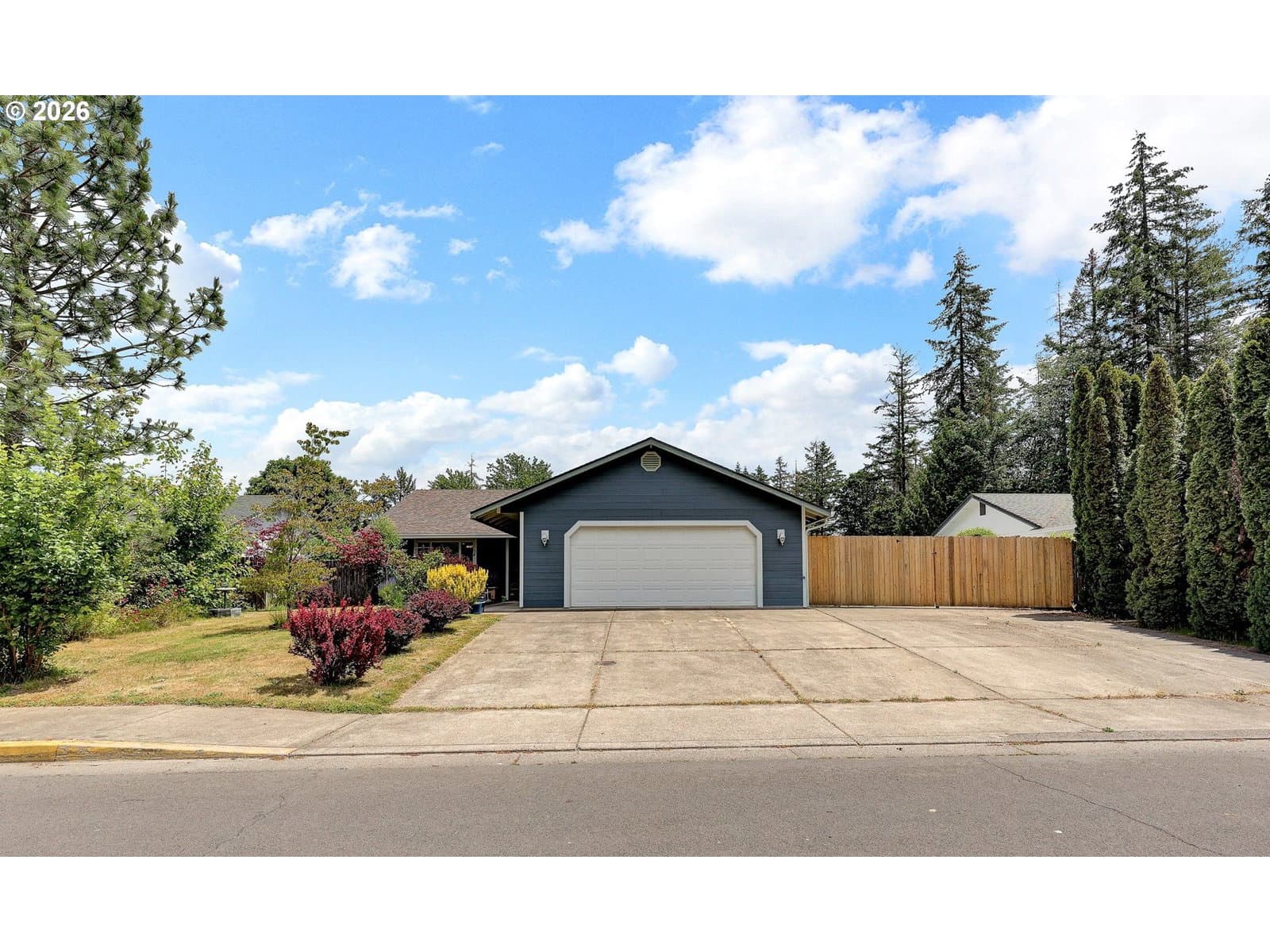 Primary listing photo, 87555 MUSE DR, Veneta, OR, 97487