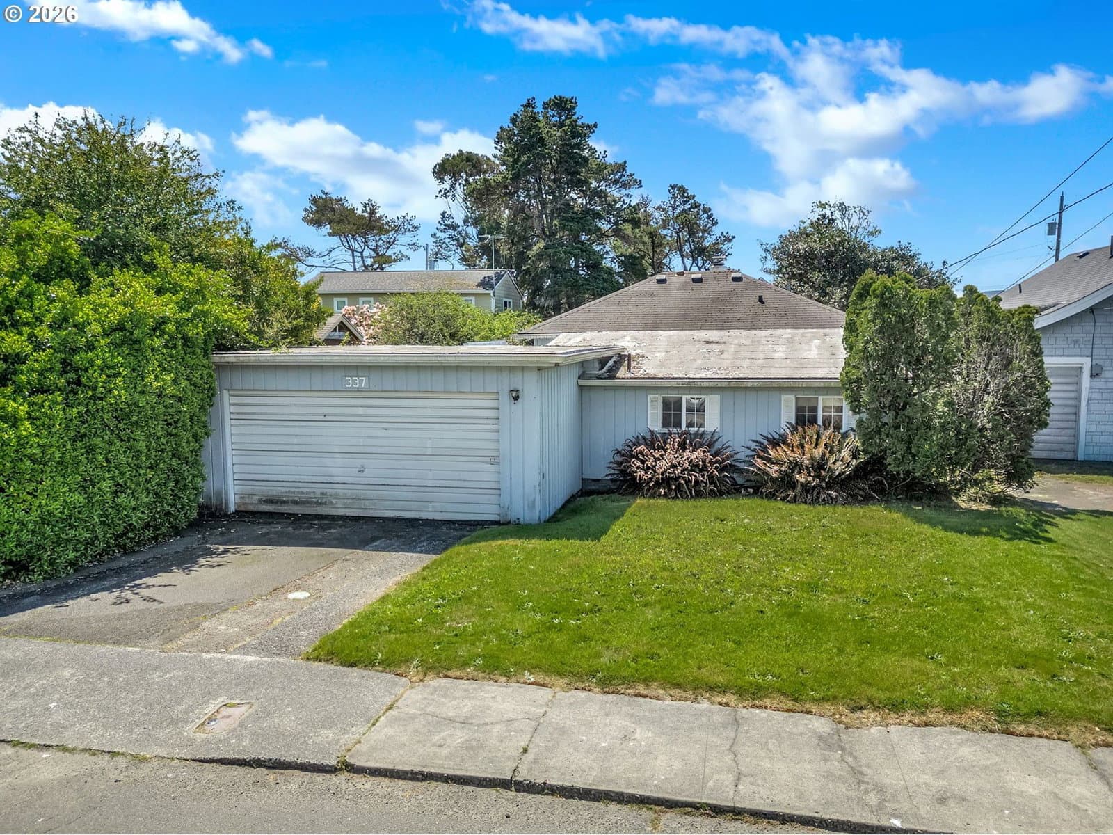 Primary listing photo, 337 6TH AVE, Seaside, OR, 97138