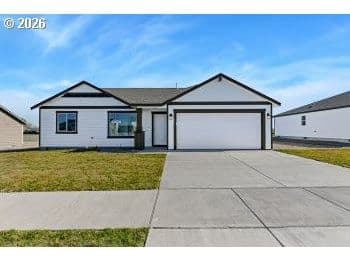 Listing photo 1 of 6