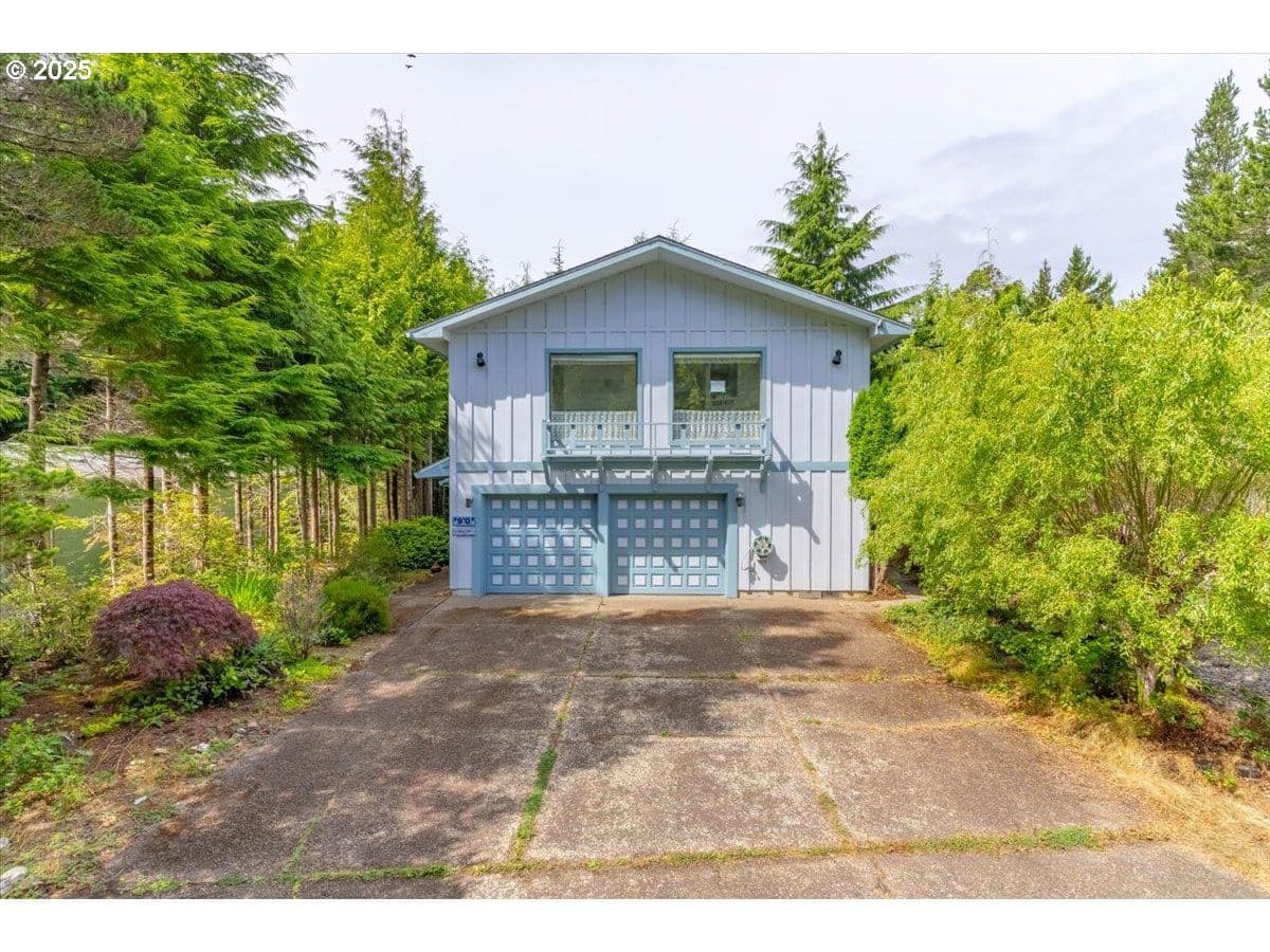 Primary listing photo, 90 SEAGROVE LOOP, Lincoln City, OR, 97367