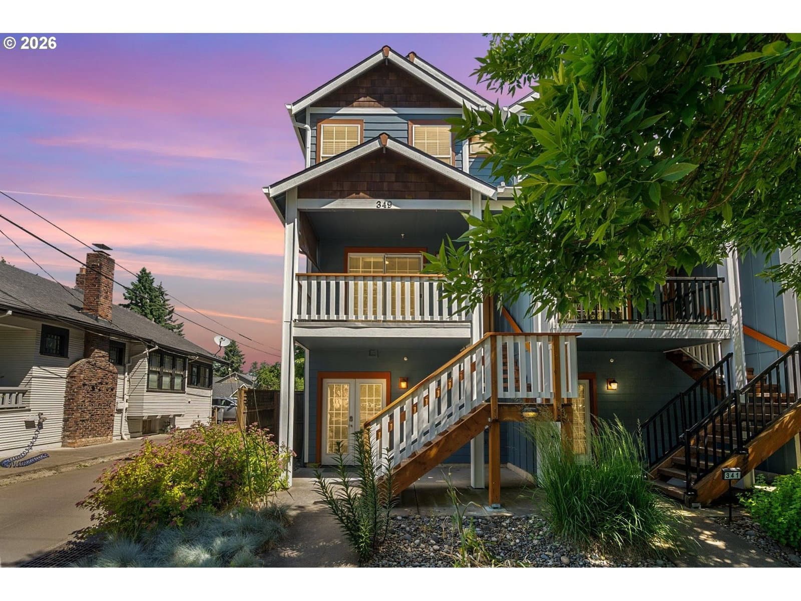 349 W MAIN ST