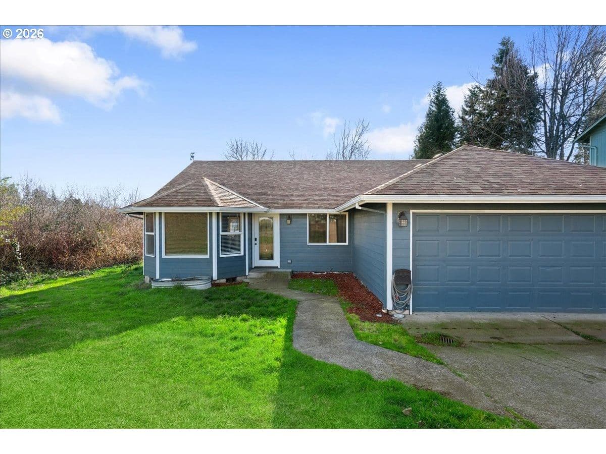 Listing photo 1 of 6