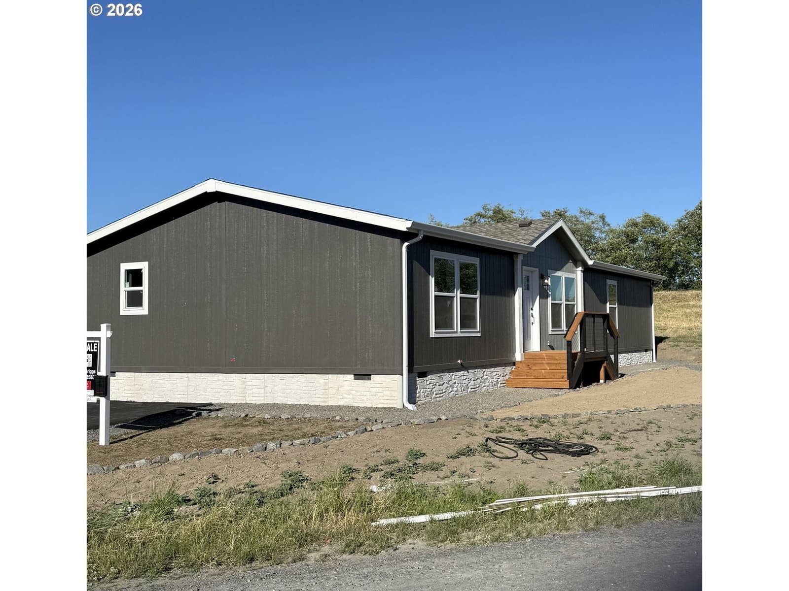 Primary listing photo, 1506 RIVER RD, Longview, WA, 98632
