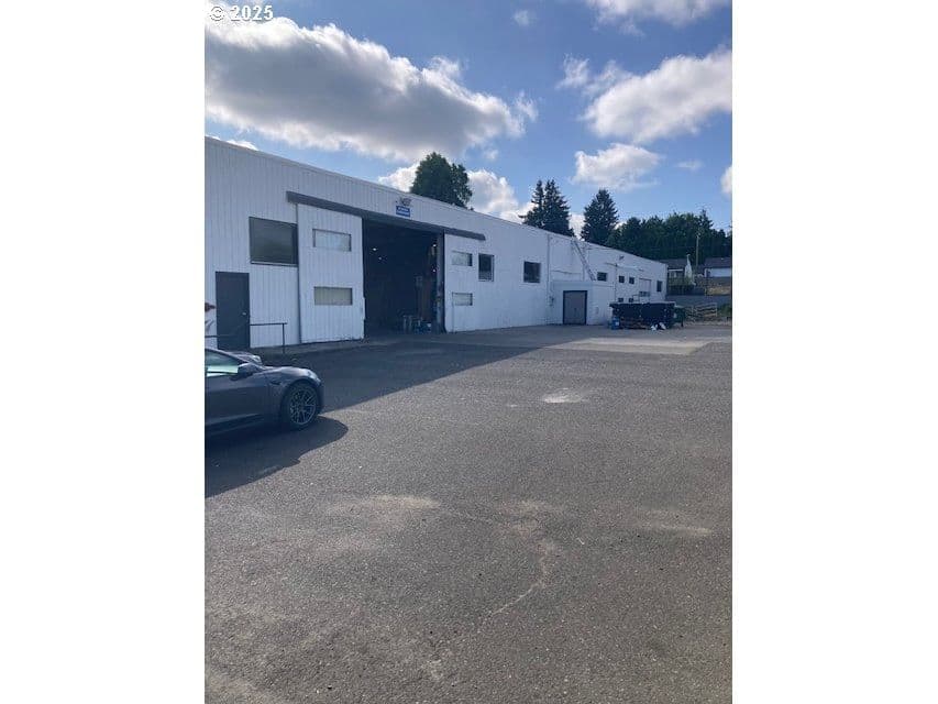 Primary listing photo, 8900 NE Lombard ST, Portland, OR, 97220