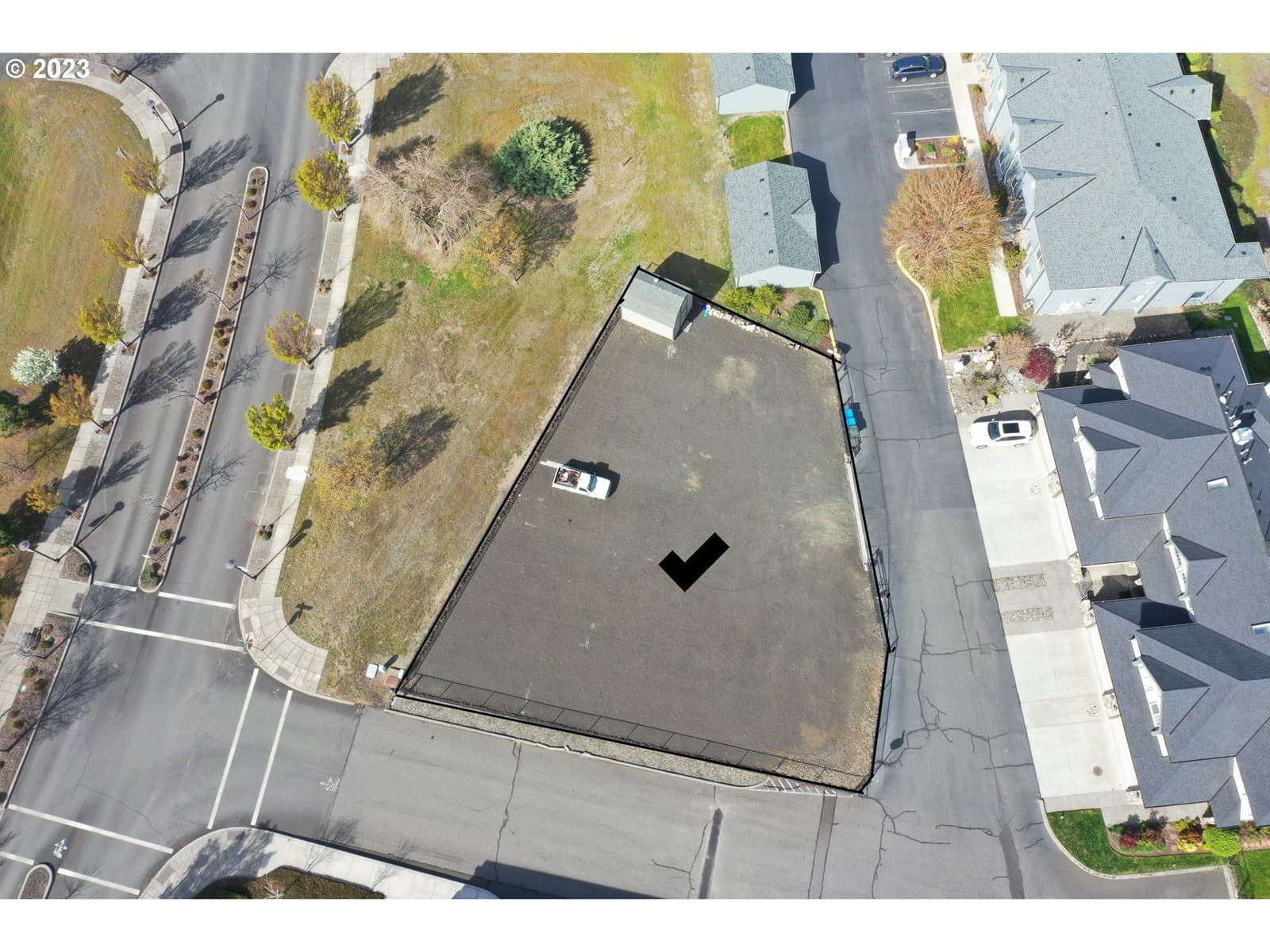 Primary listing photo, LONE PINE LN, The Dalles, OR, 97058