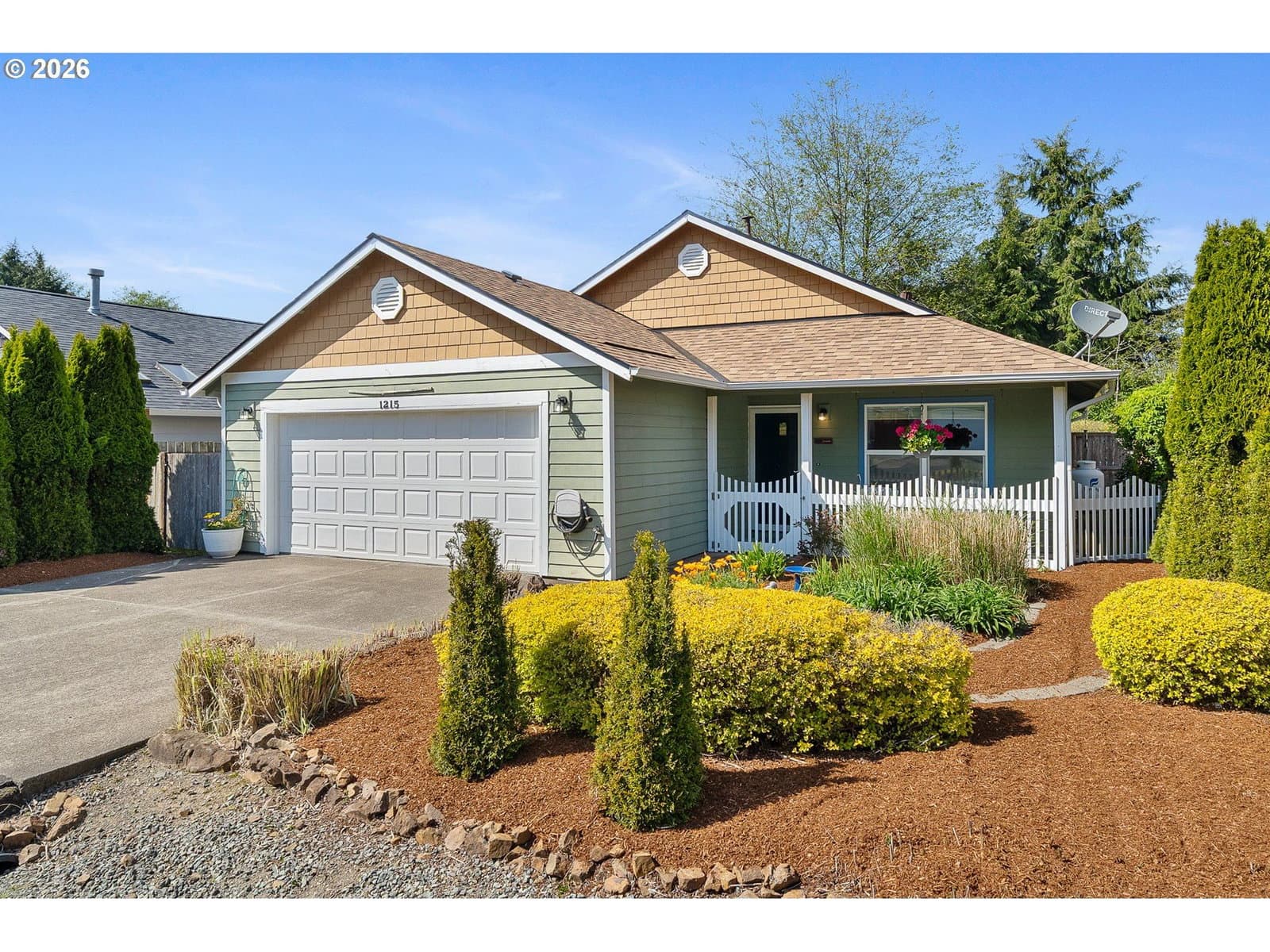 Listing photo 1 of 6