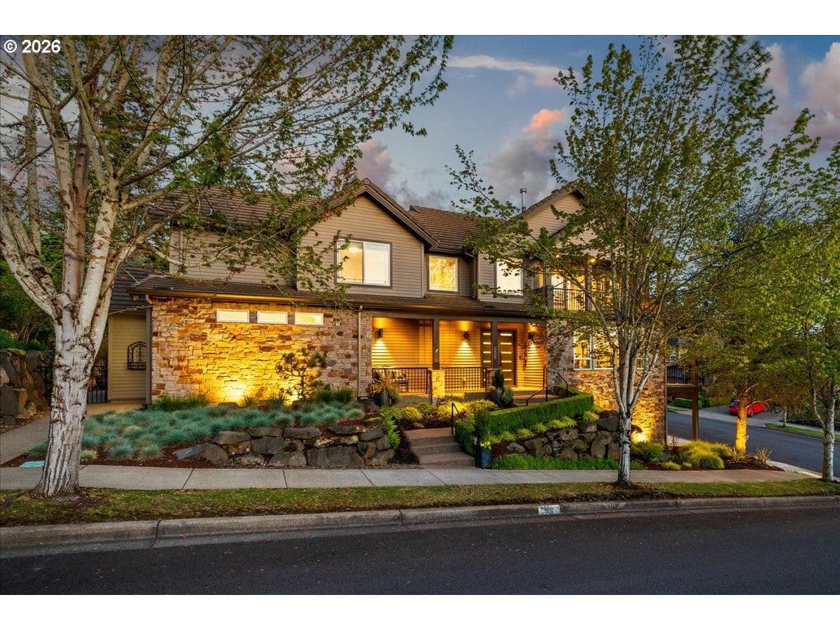 1910 TAYLOR CT