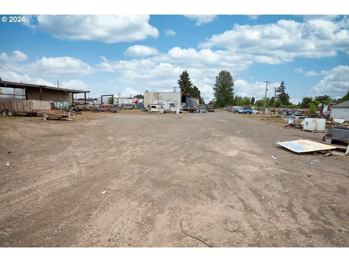 Primary listing photo, 3650 MAINLINE DR NE, Salem, OR, 97301