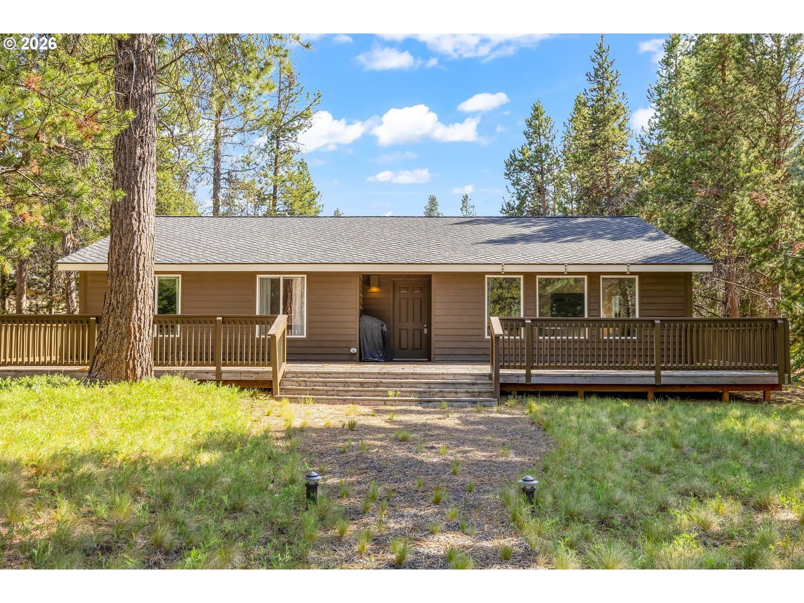 Listing photo 1 of 6