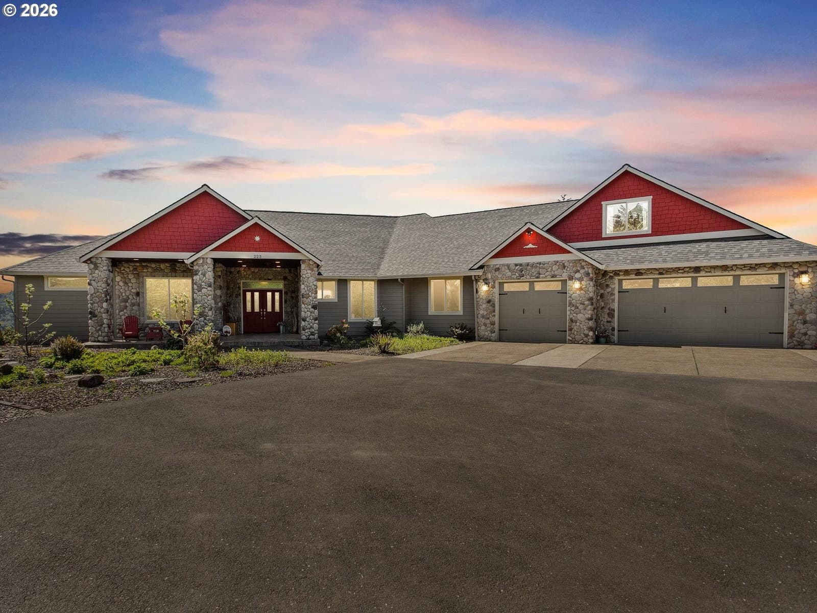 Primary listing photo, 223 Southern Cross LN, Woodland, WA, 98674