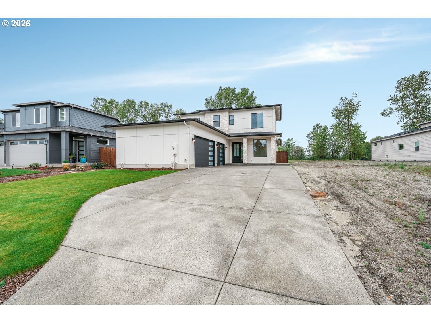 Primary listing photo, 2040 S RIVER RD, Kelso, WA, 98626
