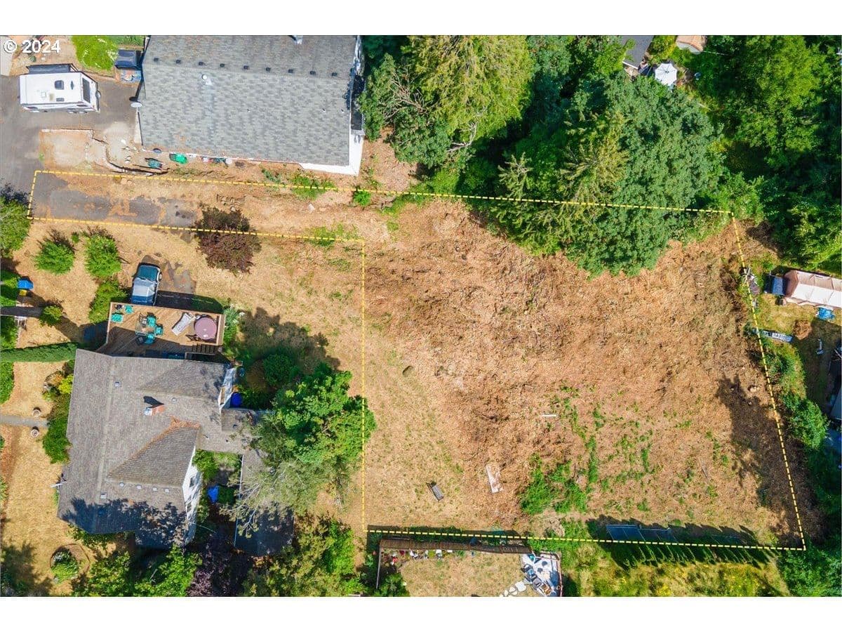 Listing photo 1 of 1