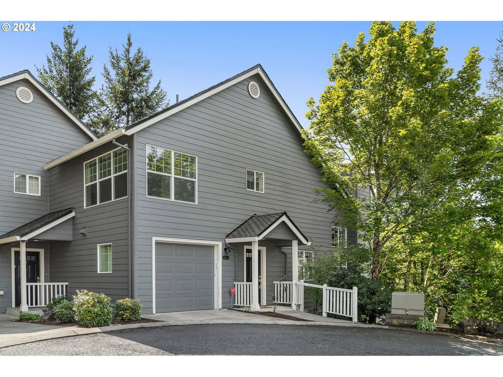 Primary listing photo, 1726 NW MILLER HILL PL, Portland, OR, 97229