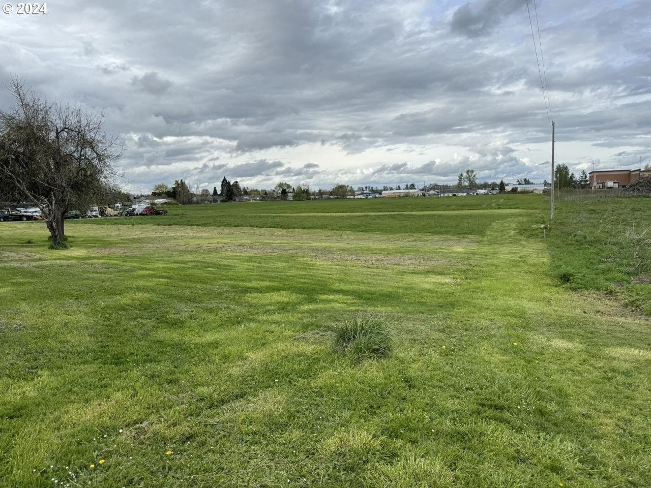 Primary listing photo, 4055 SE SPICER DR, Albany, OR, 97322
