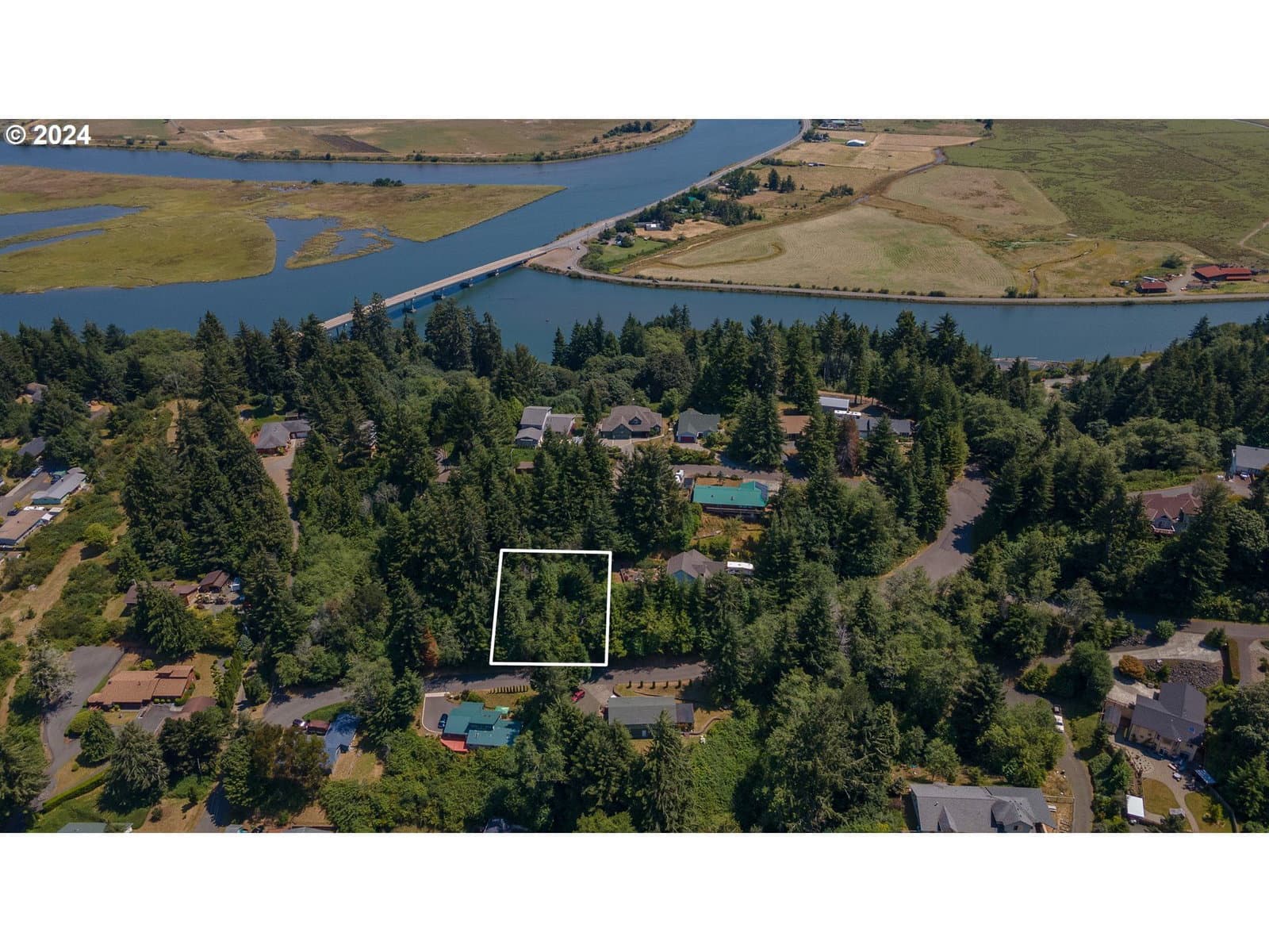 Primary listing photo, 0 17th AVE #2600, Coos Bay, OR, 97420