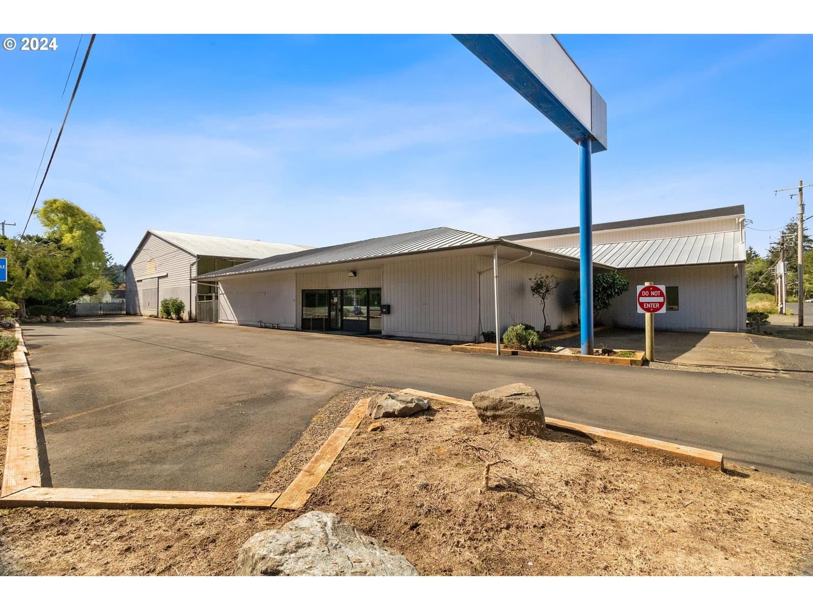 Primary listing photo, 6305 SW HIGHWAY 101, Lincoln City, OR, 97367