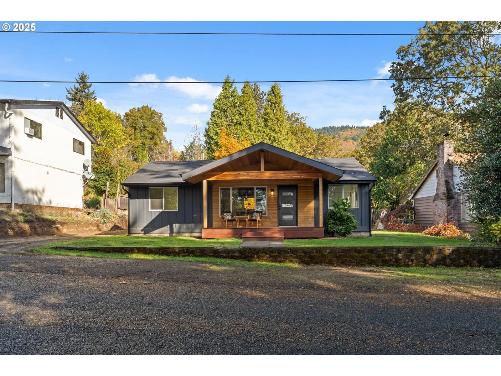 Primary listing photo, 646 SE OAK ST, White Salmon, WA, 98672