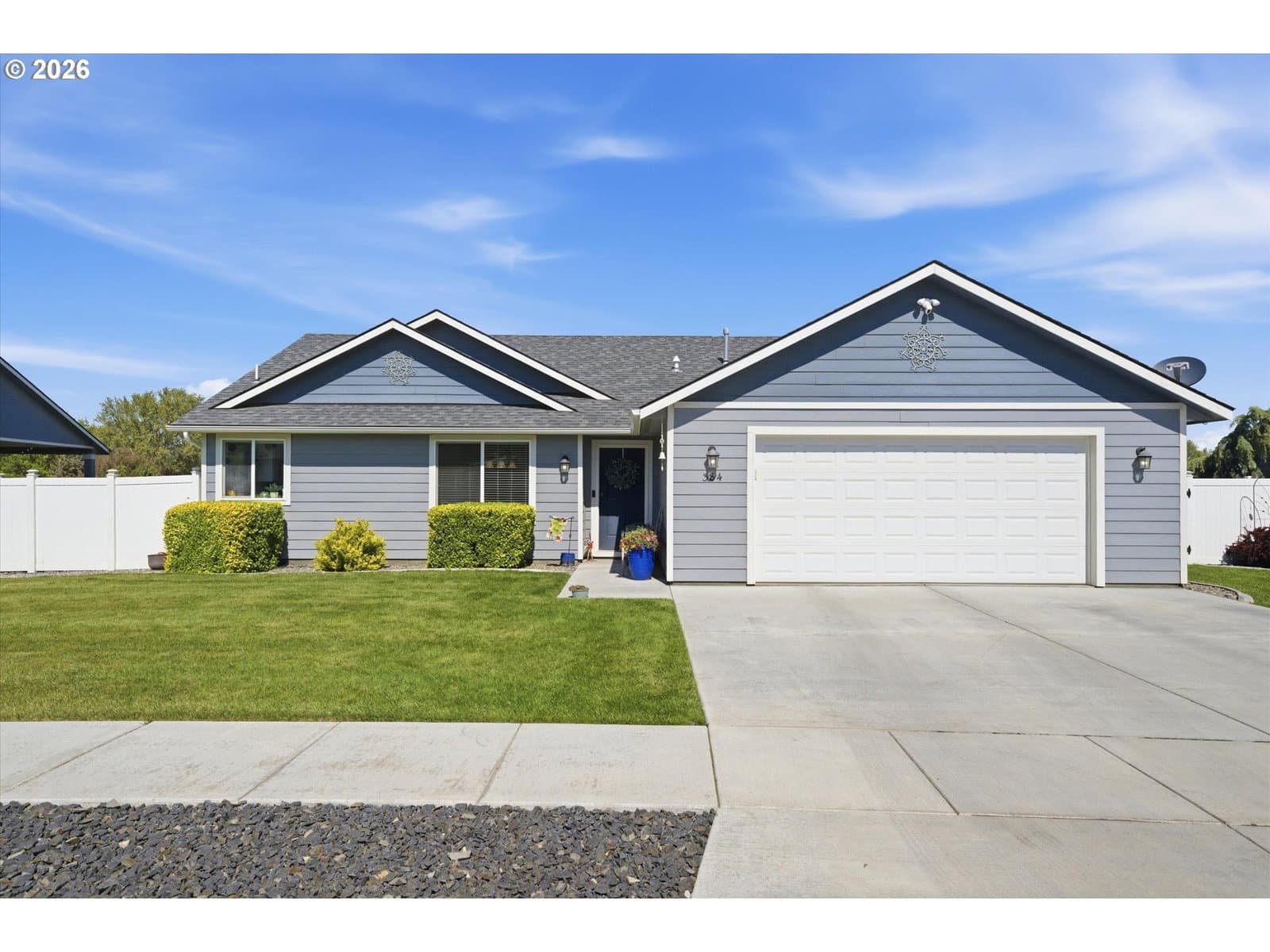 Primary listing photo, 384 SW COTTONWOOD DR, Hermiston, OR, 97838