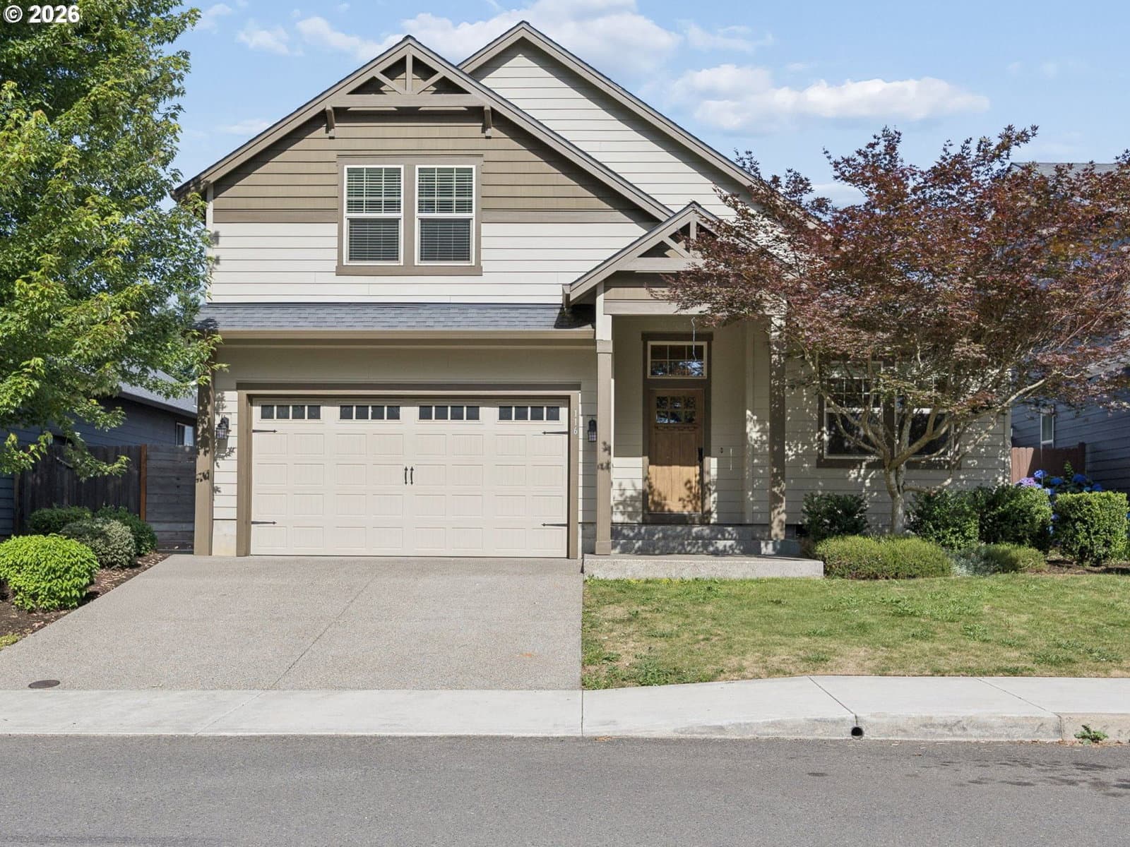 Listing photo 1 of 6